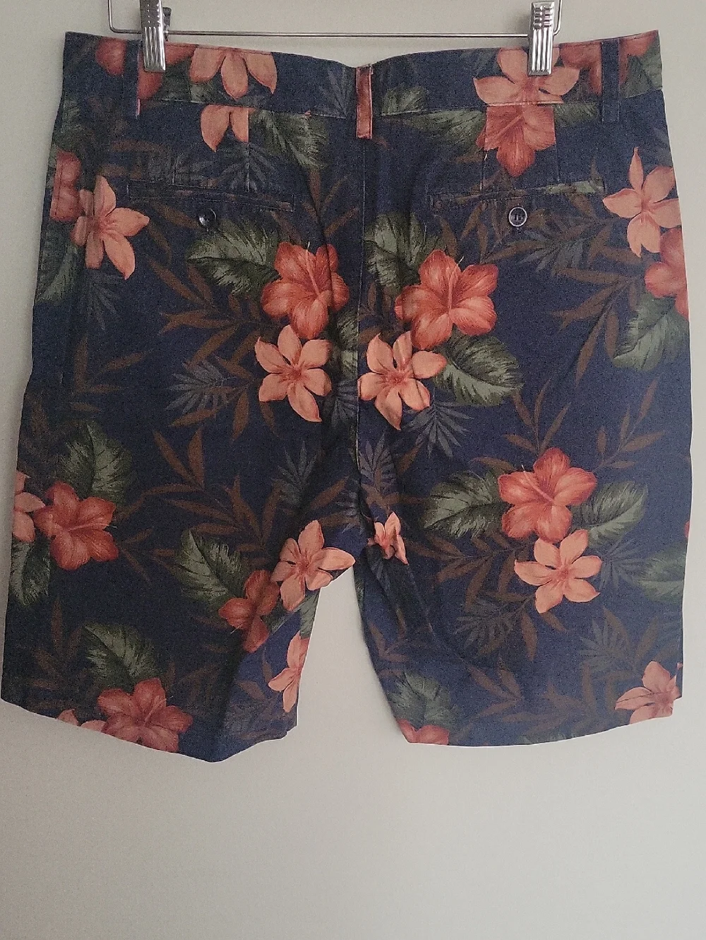 Banana Republic Shorts Men's Navy Blue Original Hawaiian Floral Tropical Print
